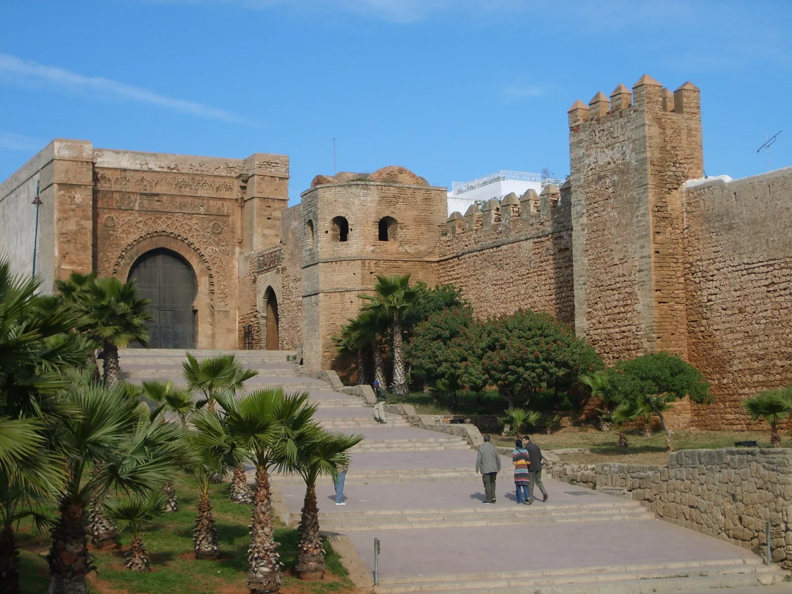 Casablanca to Rabat and Fes: Royal Capital to Spiritual Capital