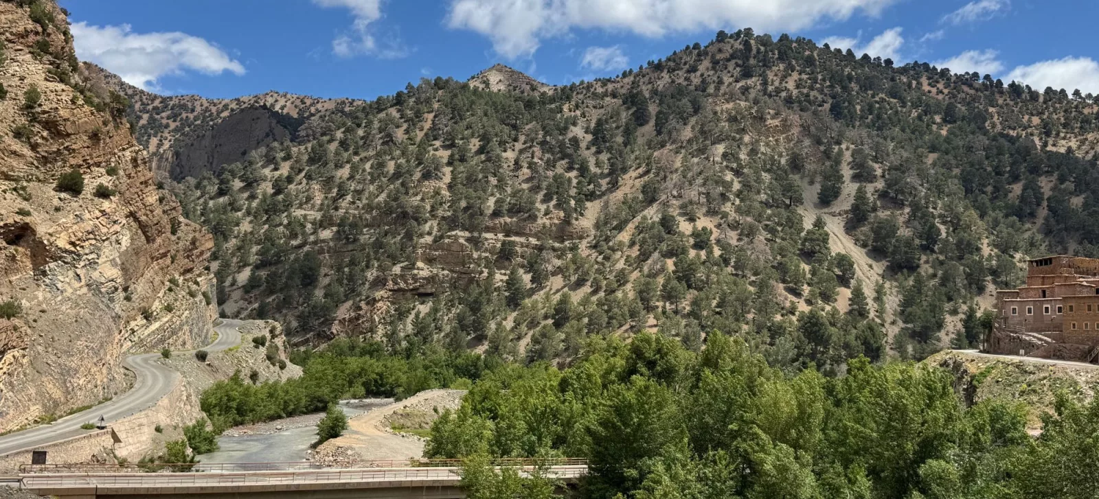 Transfer to Boumalne Dadès via Taddarte and Ouarzazate