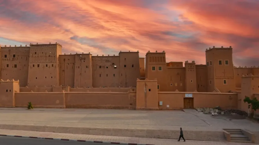Voir le soleil se coucher sur les kasbahs – Ouarzazate