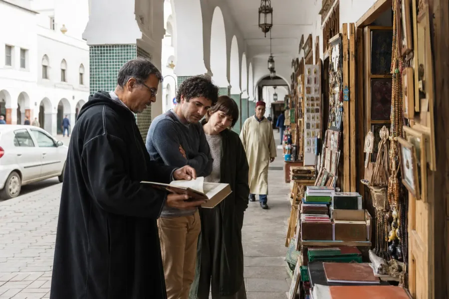 Browse Books and Crafts in Habous