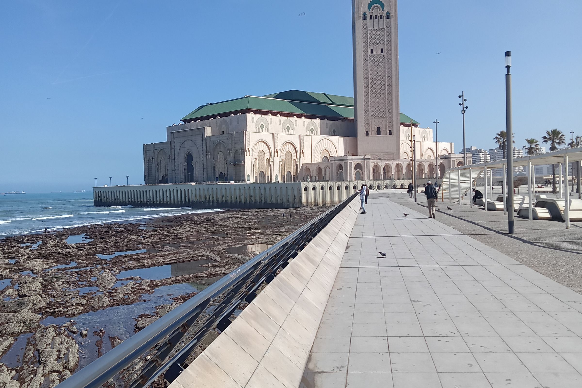 Ciudades imperiales y Sáhara: Casablanca, Chefchaouen, Rabat, Volubilis — 10 días