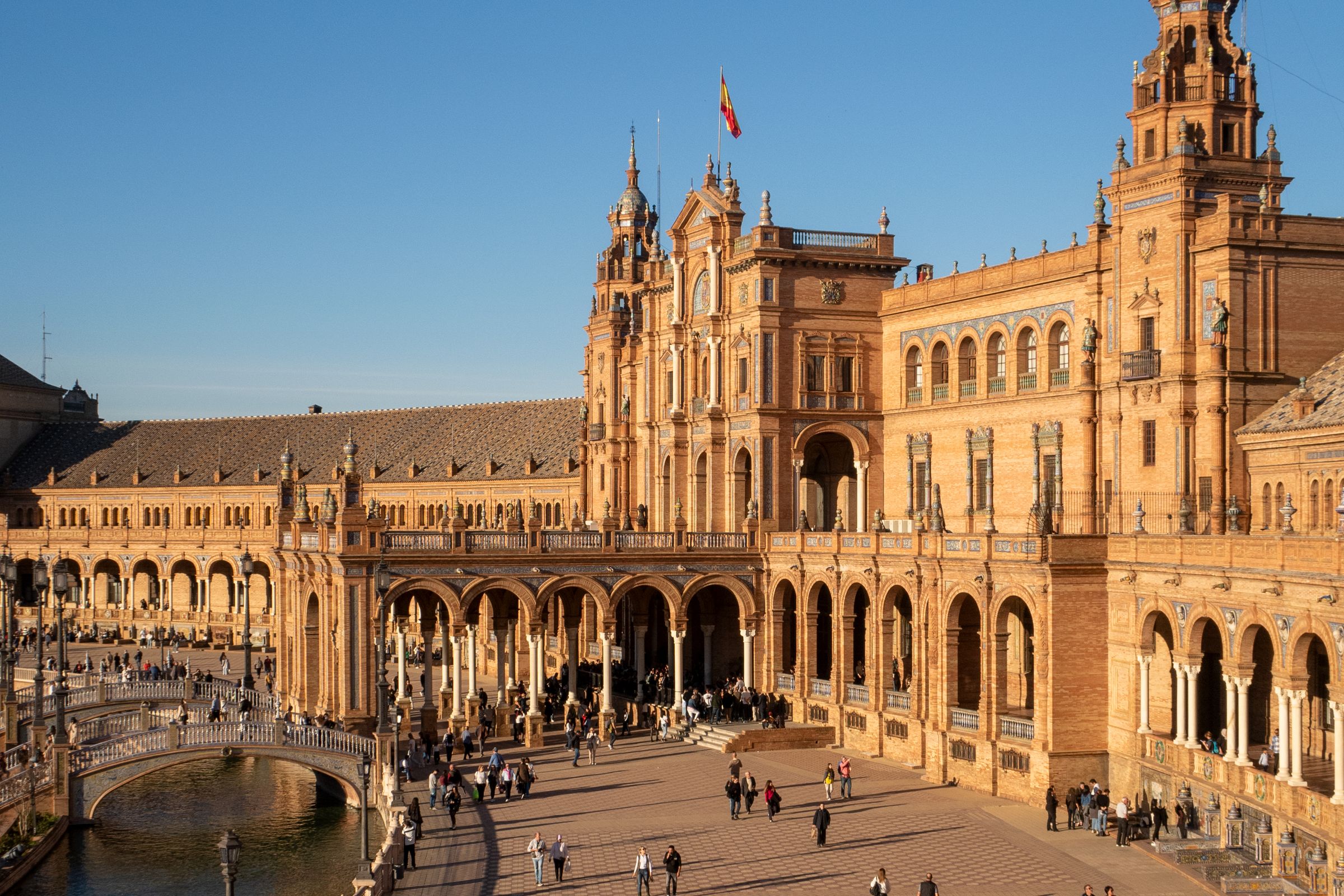 Geschichte Spaniens und Marokkos: Madrid, Sevilla, Córdoba, Tanger — 10 Tage